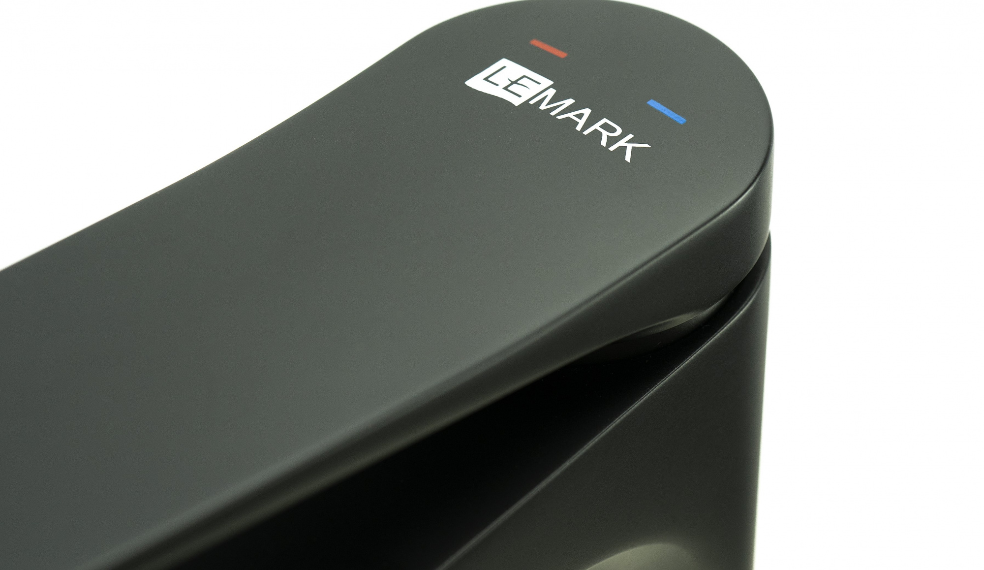 Смеситель для умывальника (раковины) Lemark Bronx LM3709BL чёрный латунь фото №3
